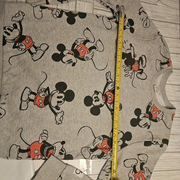 Disney 100‎ Mickey Mouse Sweatshirt Womens Large All-Over Print Gray Crewneck - Picture 5 of 7